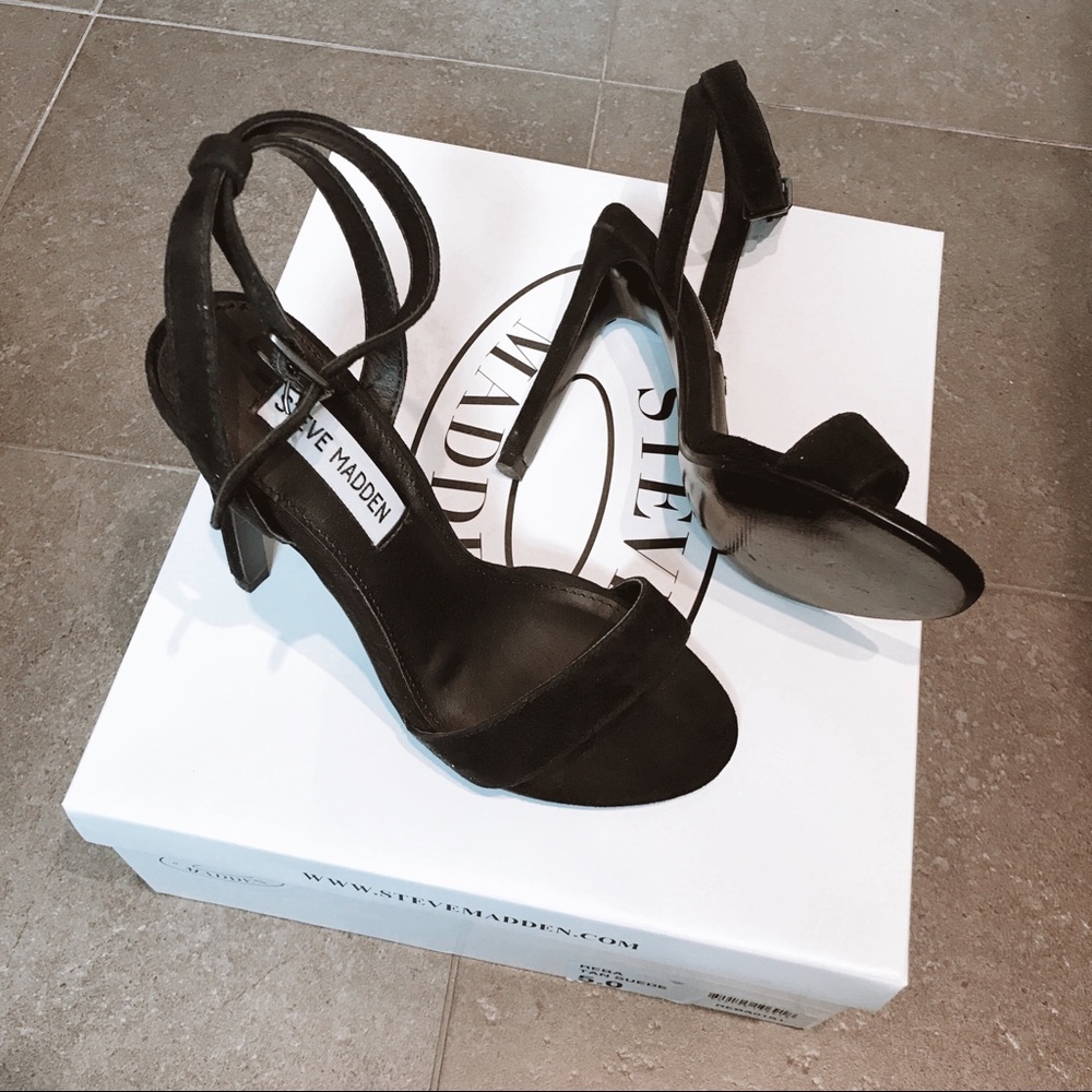 New Steve Madden Black Heels